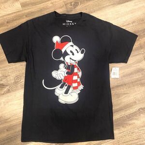 Disney Mickey Christmas T-shirt Size M adult NWT